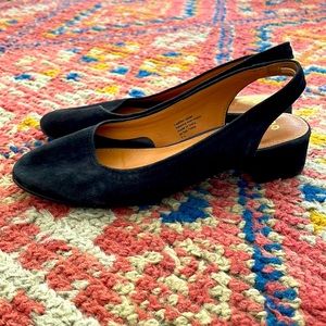 Anthropologie Electric Suede Seychelles Slingback Heels // Black, size 7.5